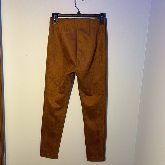 FAUX SUEDE LEGGINGS - Picture 2 of 5